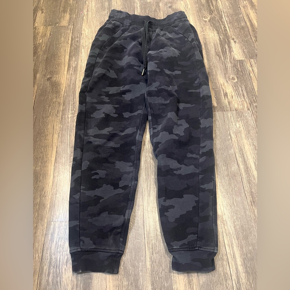 Lululemon Scuba High Rise Fleece Joggers Heritage 365 Camo Deep Coal Athleisure - Picture 3 of 9